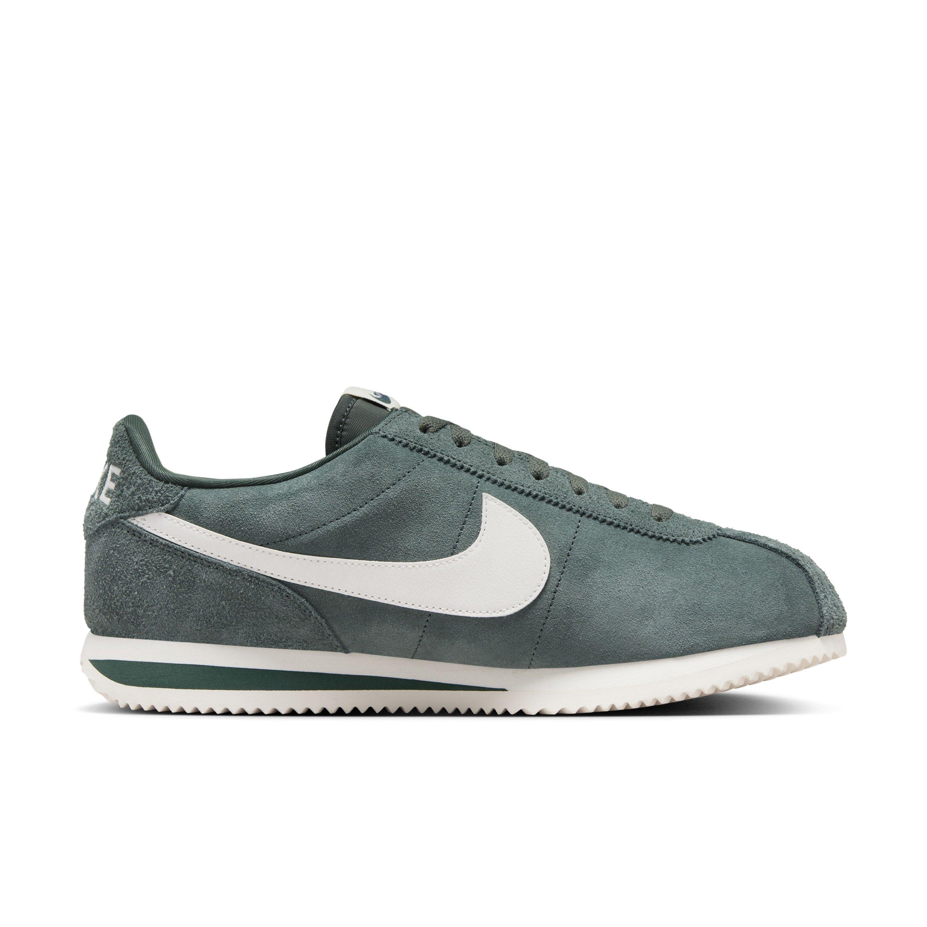 Nike cortez deals hibbett sports